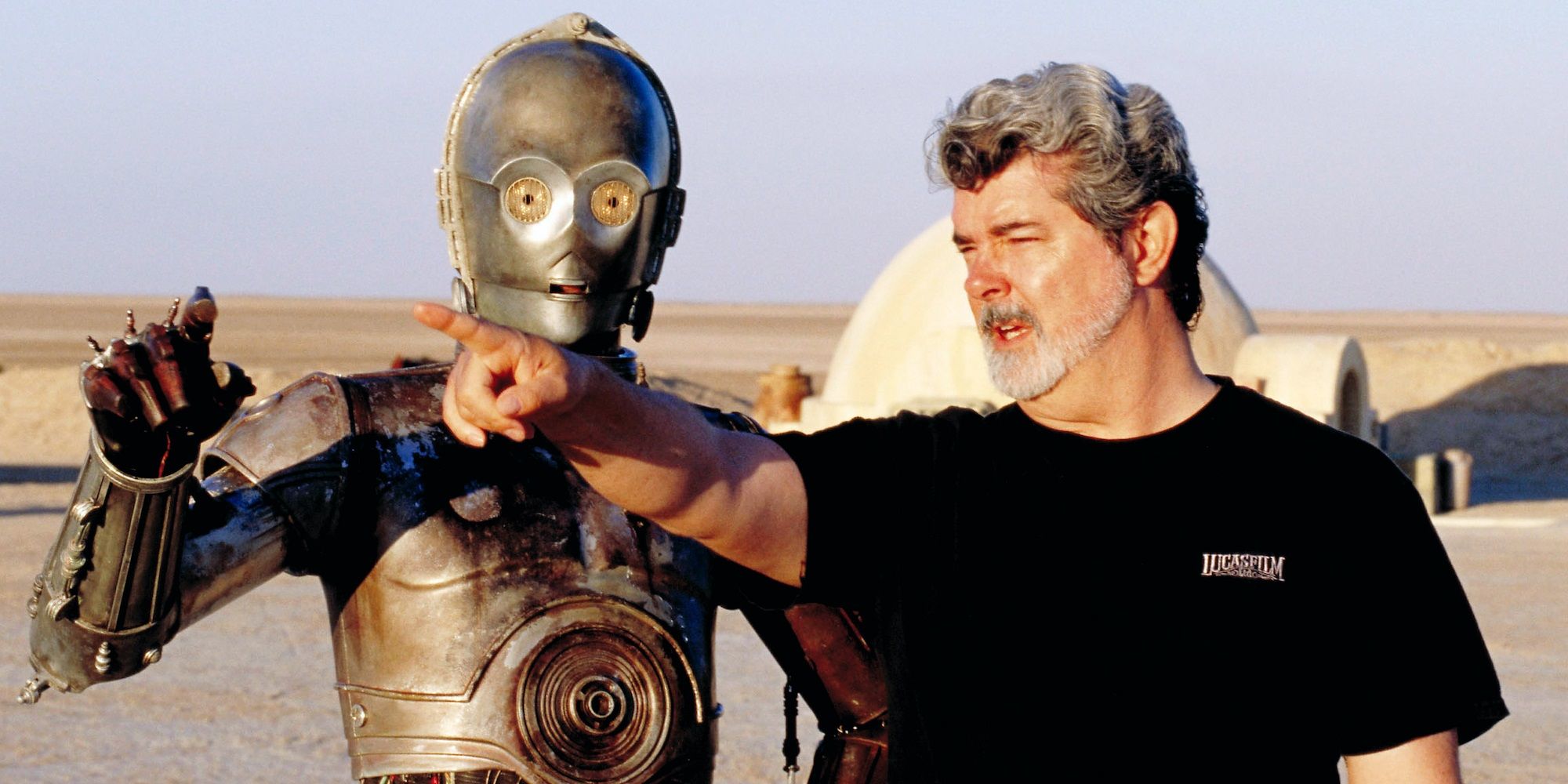George_Lucas_on_set_with_C-3PO