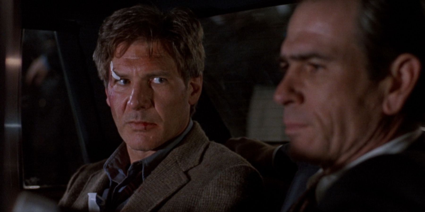 Harrison-Ford-and-Tommy-Lee-Jones-in-The-Fugitive