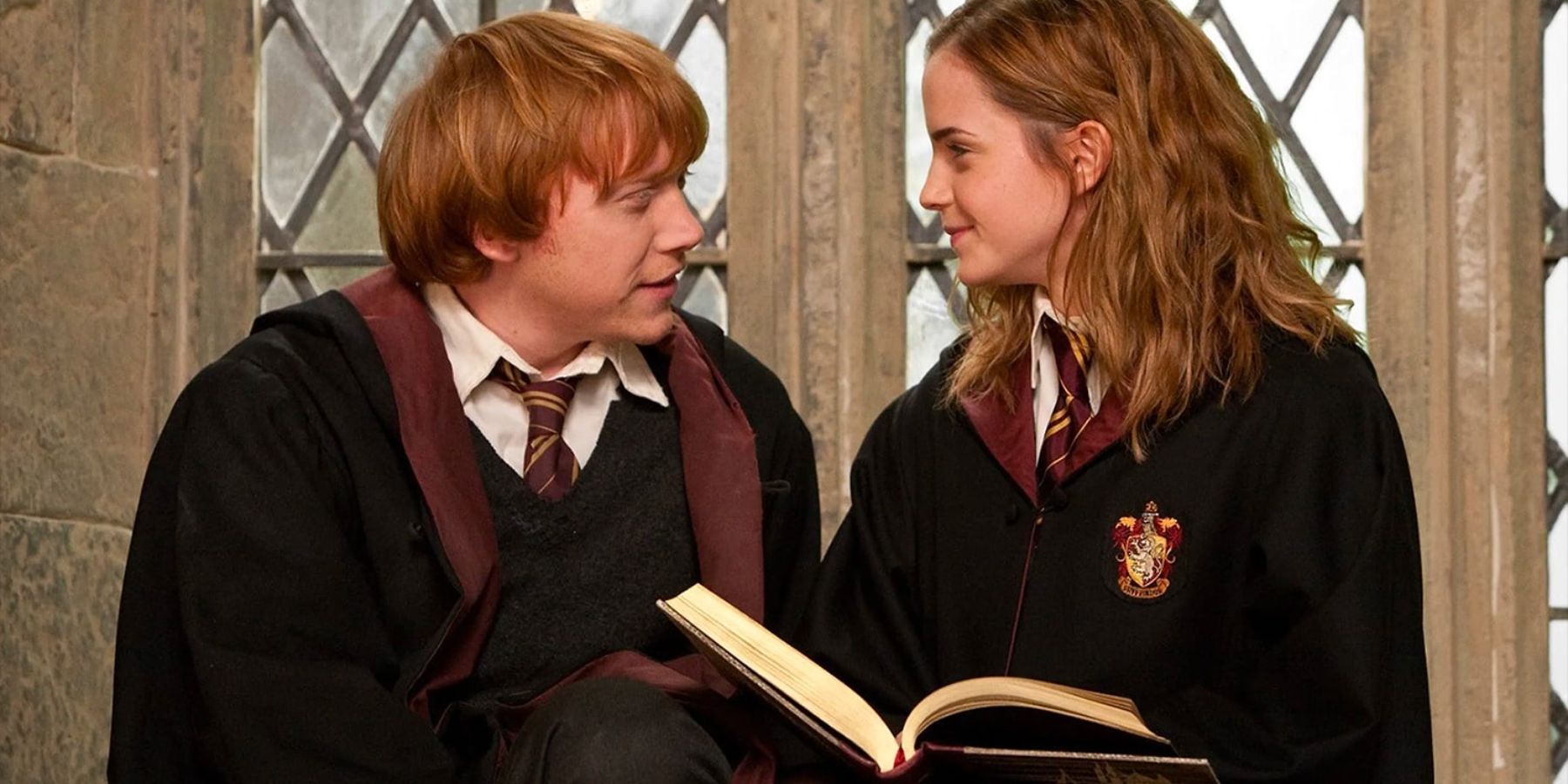 Ron and Hermione in Harry Potter