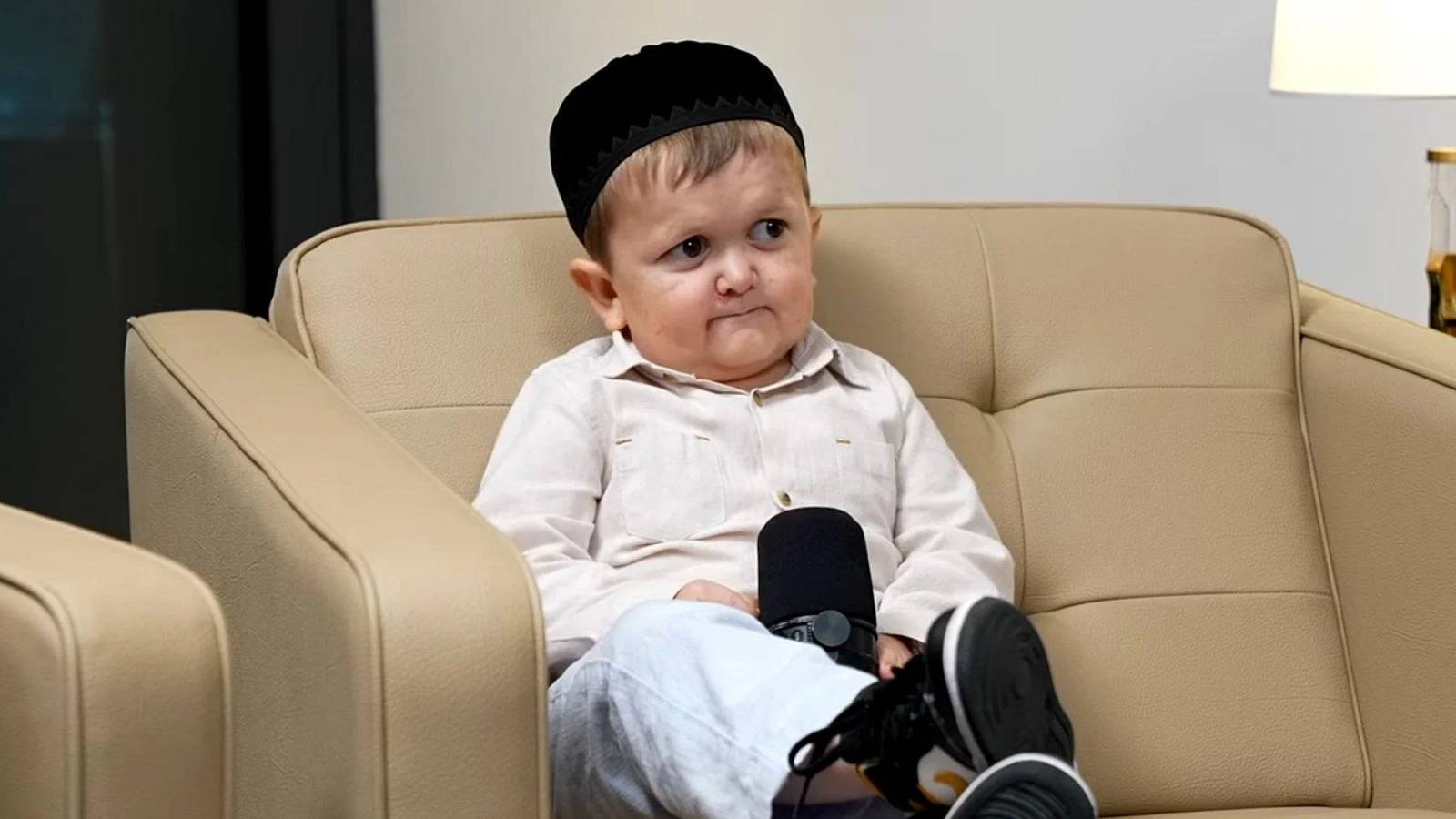 hasbulla-accused-abusing-cat-youtube-video