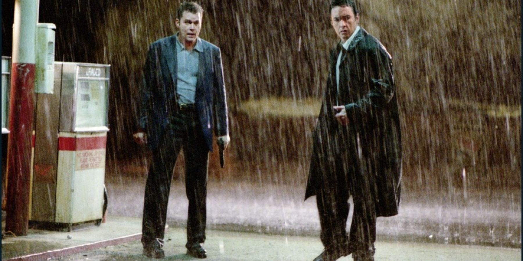 Ray Liotta and John Cusack in the rain in Identity