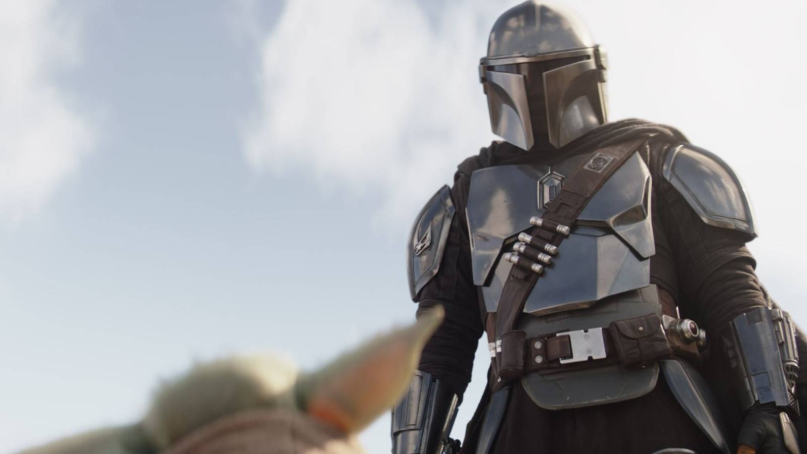 Mando_talks_to_Grogu_in_The_Mandalorian