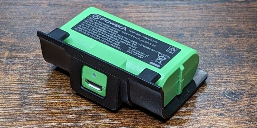 PowerA Play And Charge Kit Battery With Door