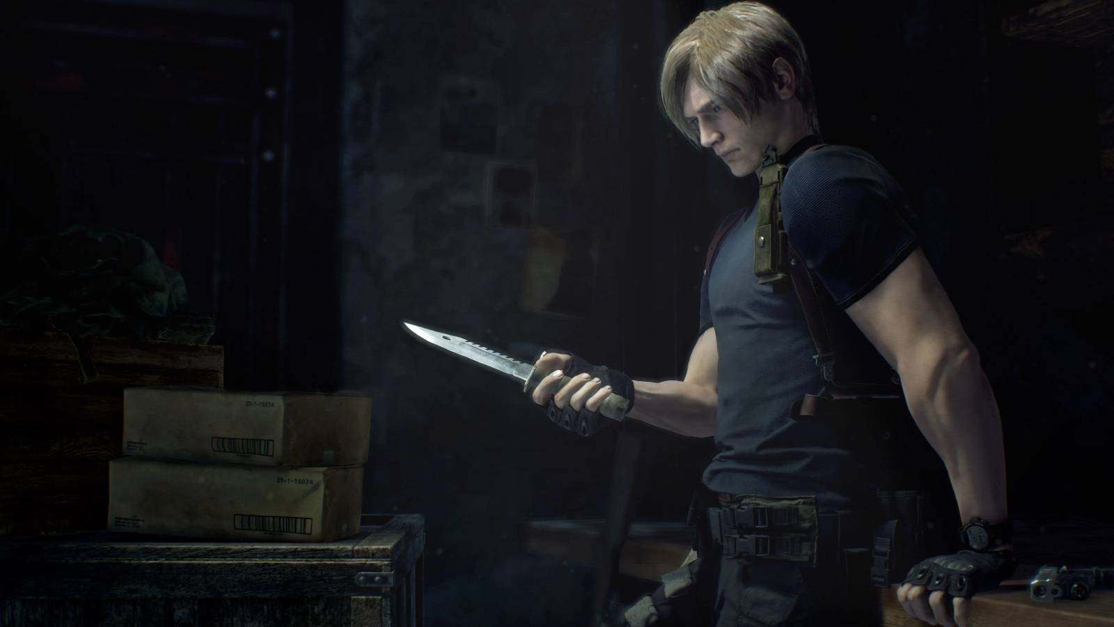 Resident Evil 4 Remake Leon Kennedy Leaning Against Desk With Knife
