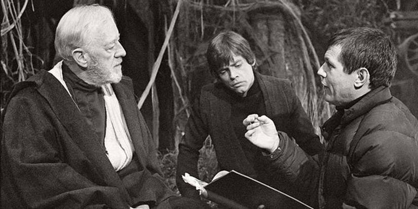 Richard_Marquand_on_the_set_of_Return_of_the_Jedi_with_Alec_Guinness_and_Mark_Hamill