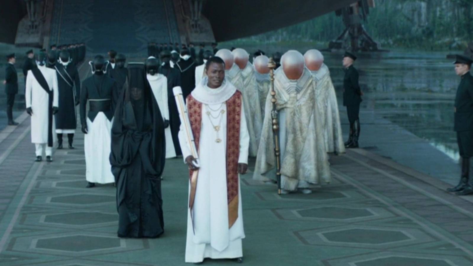 Benjamin Clementine as the Herald of Change and the Spacing Guild in Dune movie.
