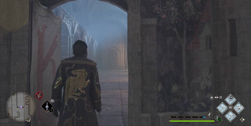 The entrance to the Werewolf Tapestry Room in Hogwarts Legacy