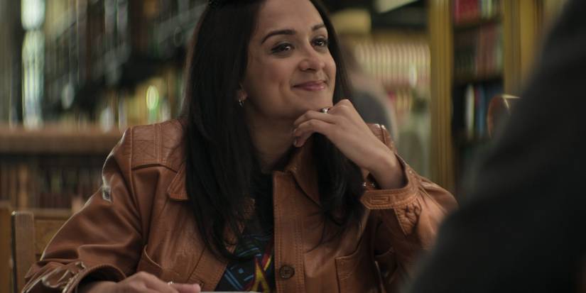 Nadia smiling in season 4 of You