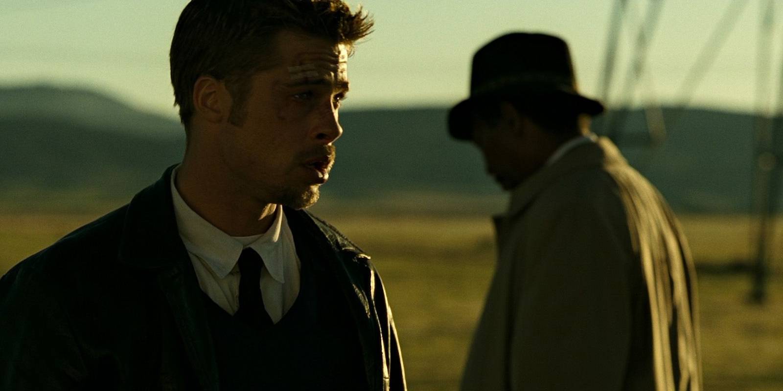 Brad_Pitt_and_Morgan_Freeman_in_the_desert_in_Seven