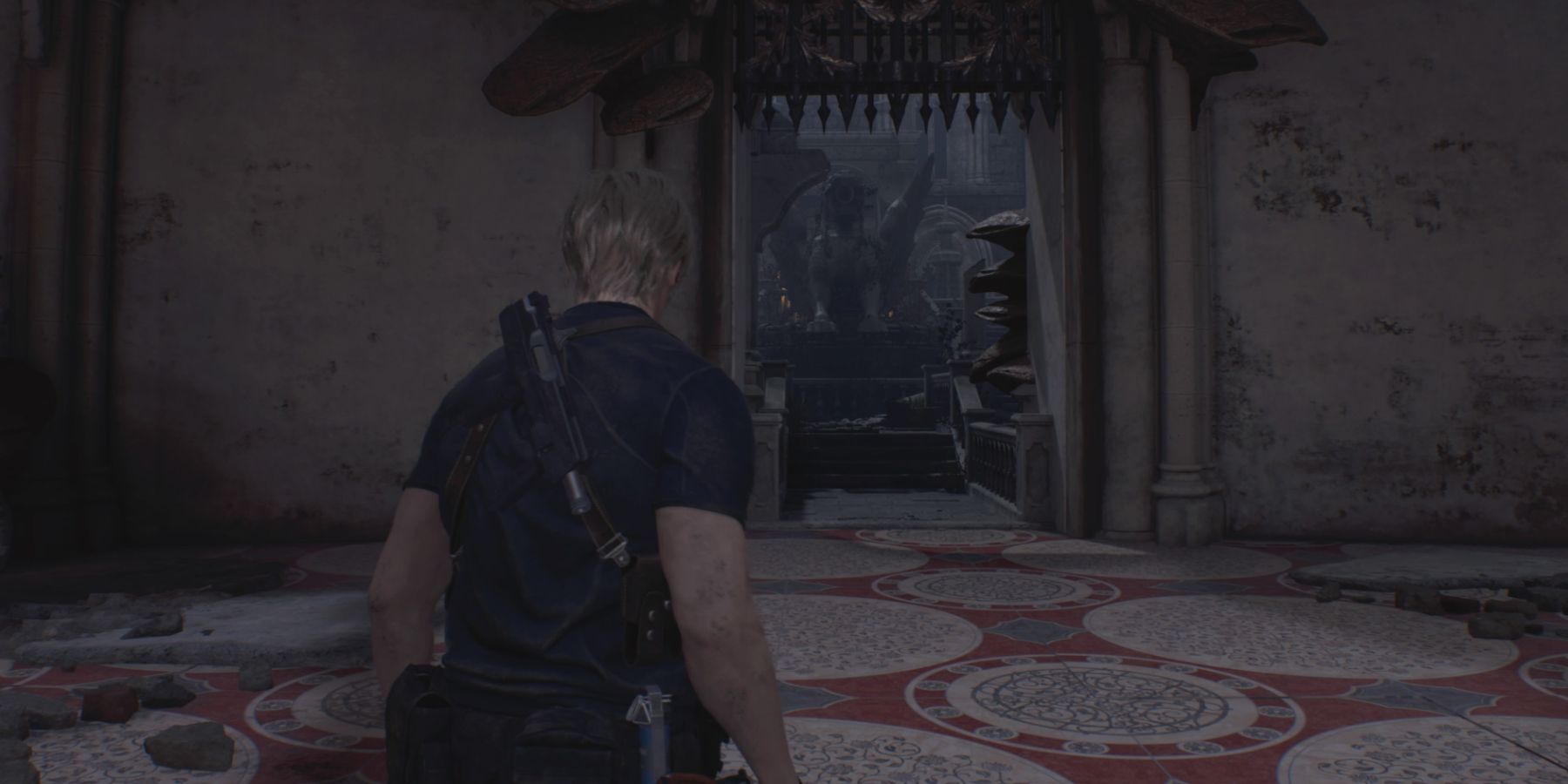 Leon faces the Antechamber in Resident Evil 4 remake