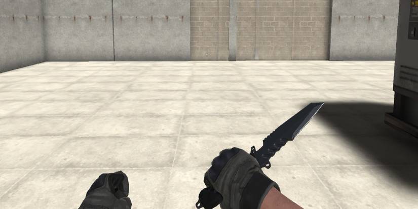 Using a knife in Combat Master.