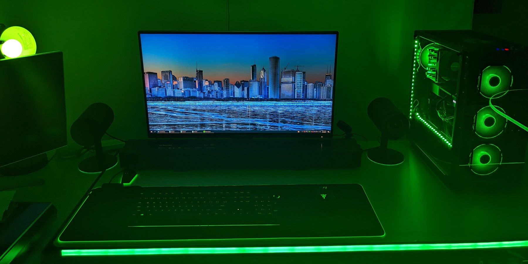 Govee - RGBIC LED Neon Rope Light for Desks 6.5ft - Mulit