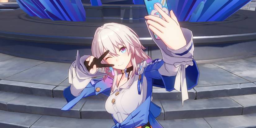 Honkai Star Rail's March 7th taking a selfie 