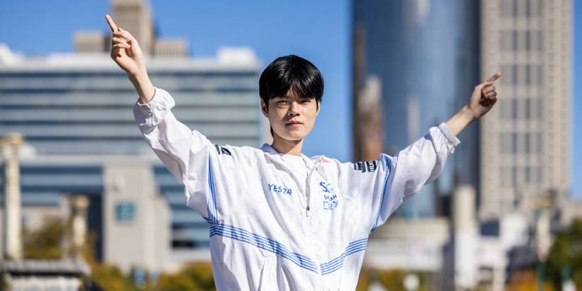 League of Legends Deft ADC 
