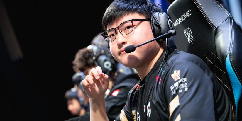 League of Legends Uzi ADC 