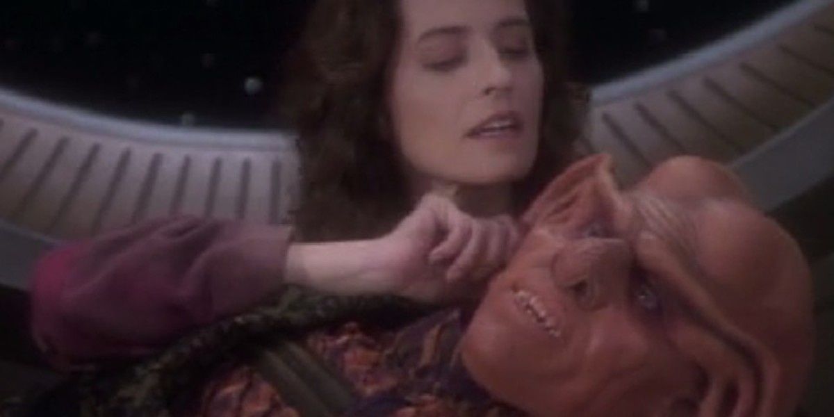 Quark's Ear Massage in Star Trek: Deep Space Nine