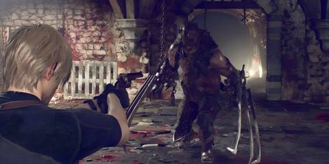 Leon fighting a Garrador in the Resident Evil 4 remake