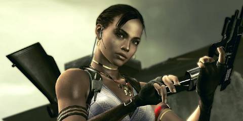 Image from Resident Evil 5 showing Sheva Alomar loading a pistol.