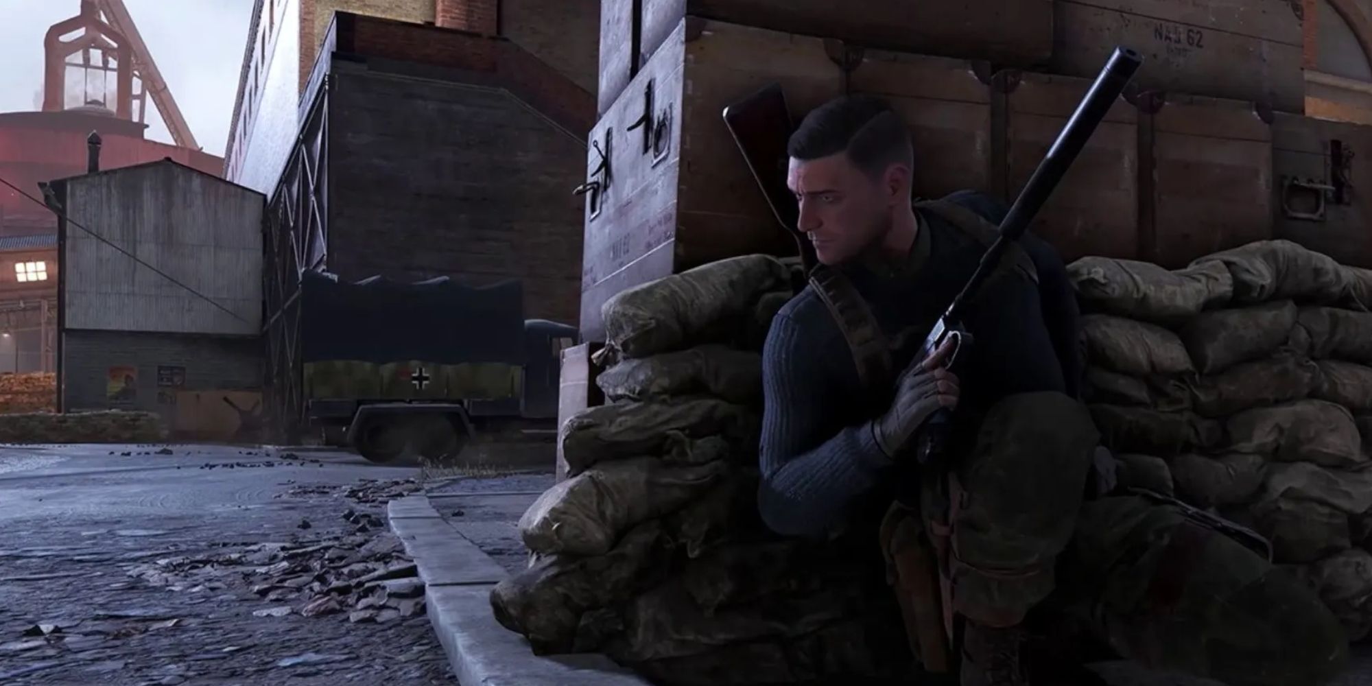 Sniper Elite 5 Karl usando las sombras con una pistola silenciada