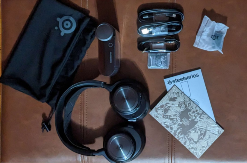 steelseries arctis nova pro wireless box contents 1