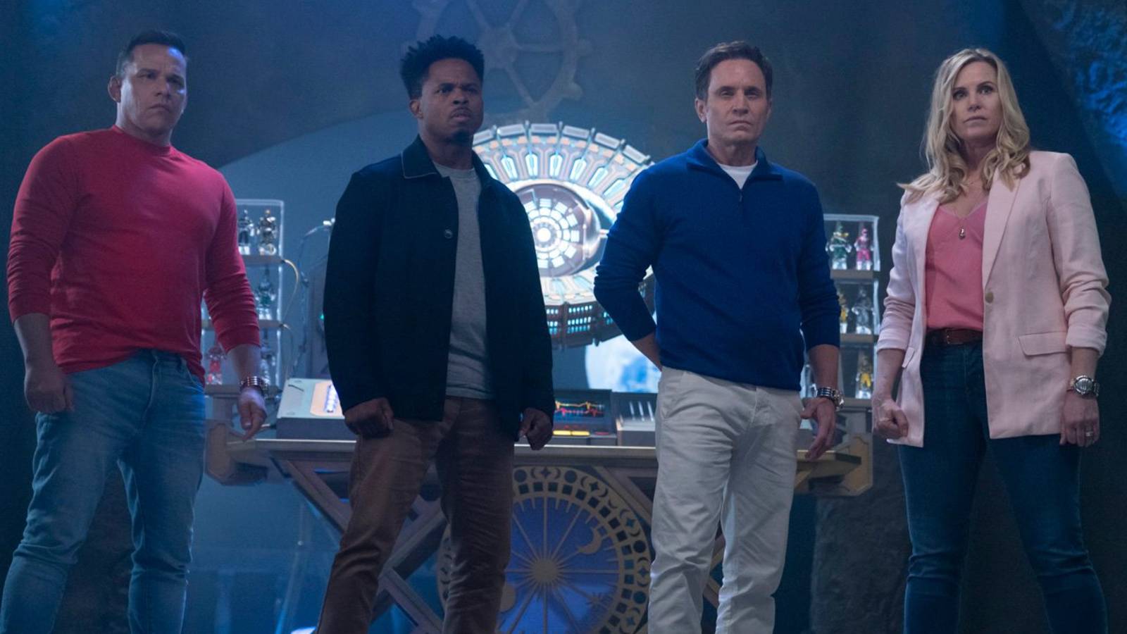 The Rangers stand in front of the time portal machine in Power Rangers Once And Always