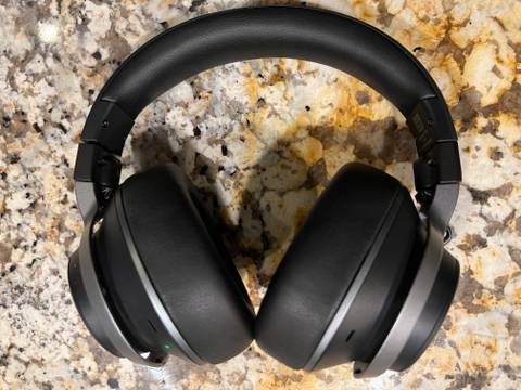 turtle beach stealth pro - laying down full-1