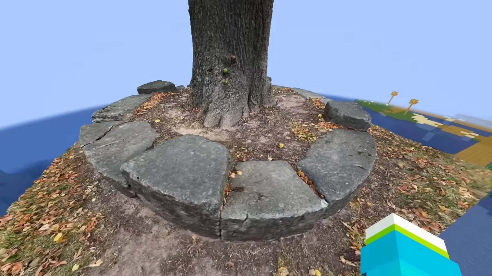Screenshot from Minecraft showing a very realistic looking tree.