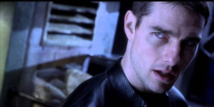 John Anderton (Tom Cruise) in Minority Report