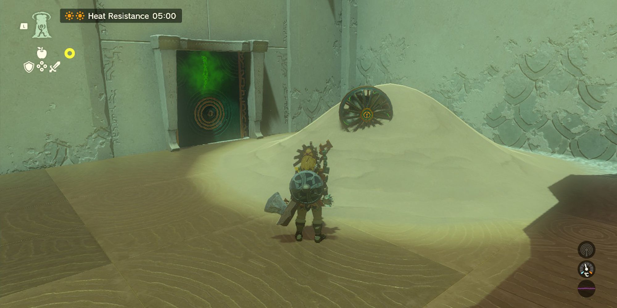 Link looks at a pile of sand in the shrine