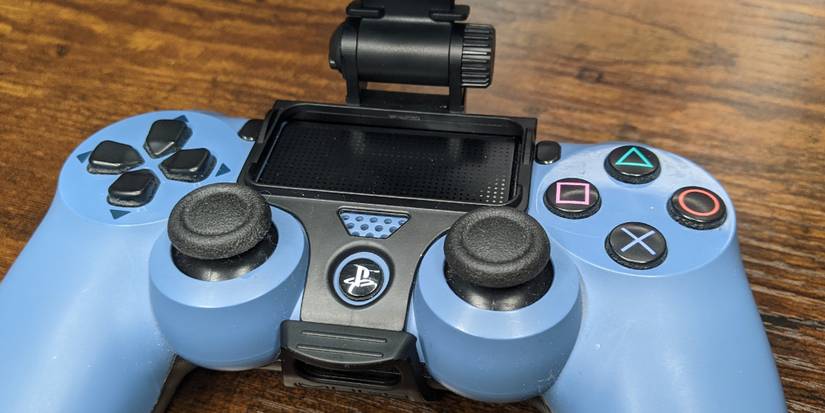 PowerA Moga Mobile Gaming Clip For DualSense And DualShock4 With DualShock4