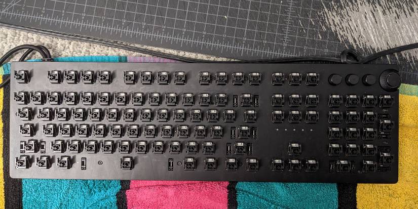 Razer Huntsman V2 Torn Down