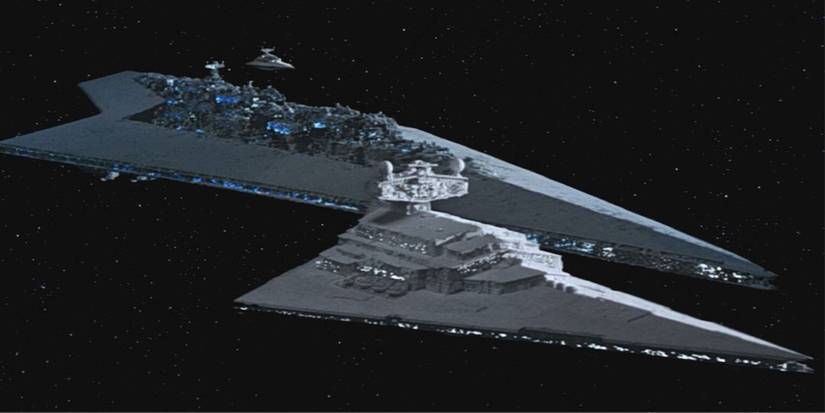 star-destroyer-small-and-big-scale-star-wars