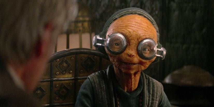 star-wars-the-force-awakens-maz-kanata-speaks-with-han-solo
