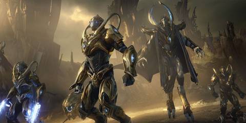Protoss warriors ready to engage