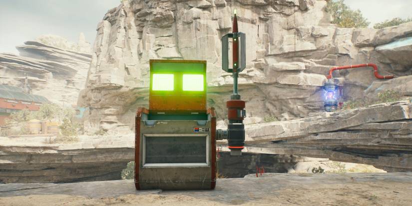 SWJS-Electro-Red-Chest-Open