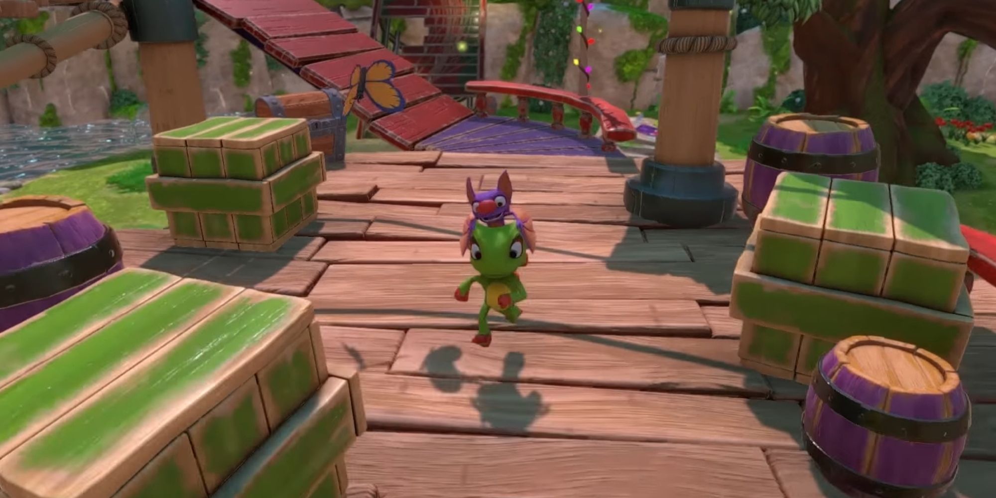 Yooka and Laylee running on a stage