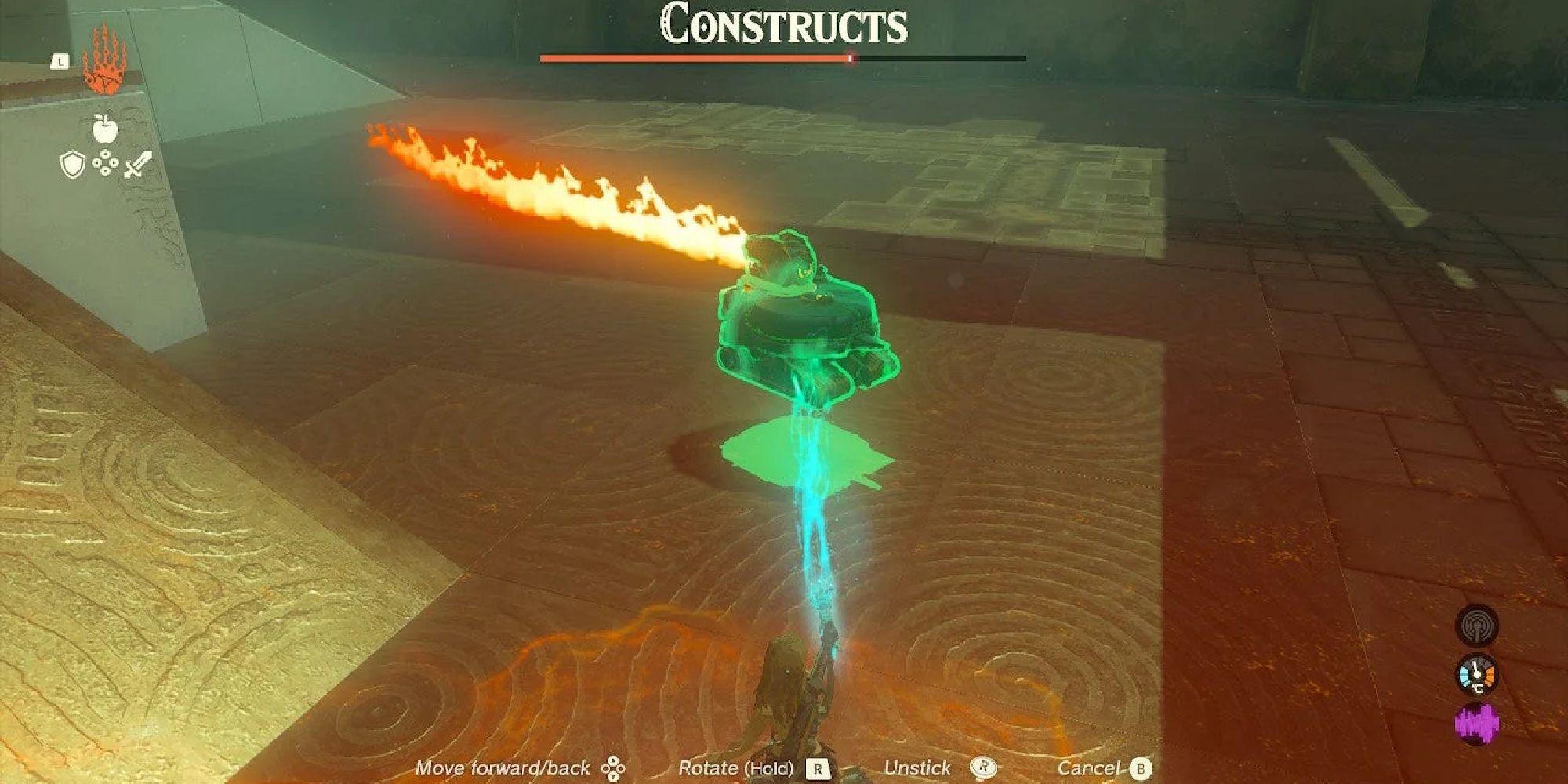 Link facing off against one of the Constructs guarding the Mayachideg shrine. 