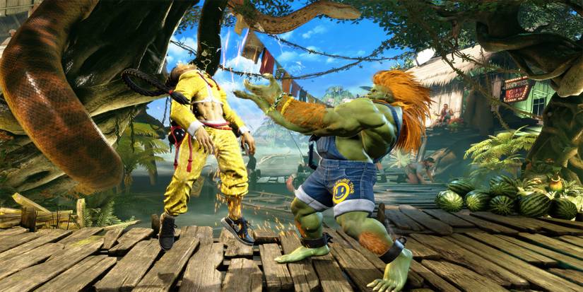 Blanka grabs his enemy to deal bonus damage