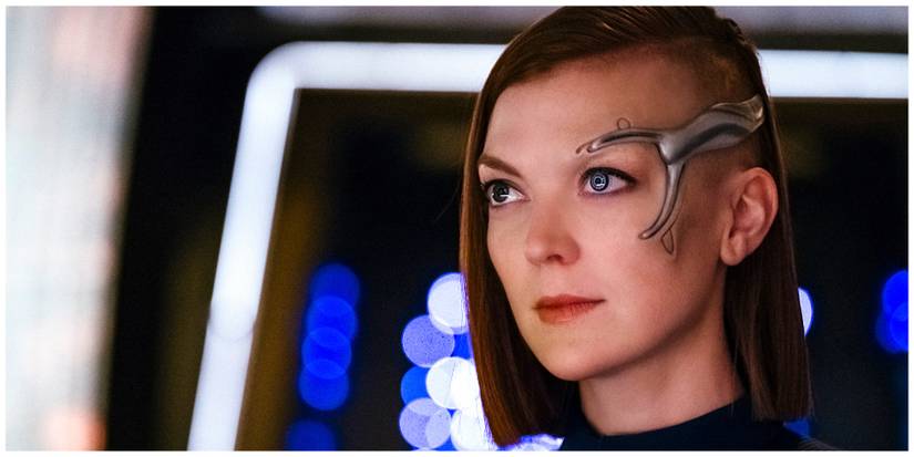 Emily Coutts as Keyla Detmer