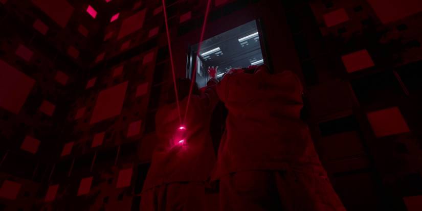 cube-2021-movie-trap Cropped