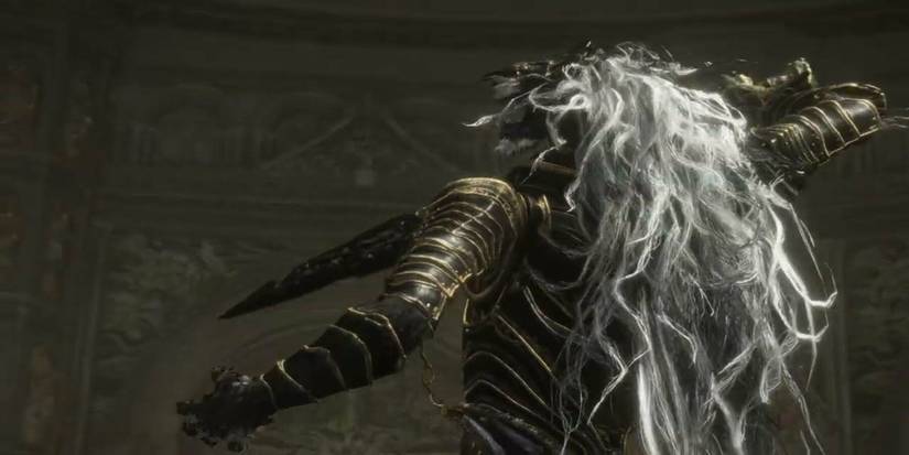 elden ring maliketh with a silver mane viewed from the back