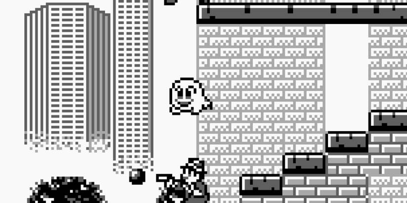 Fighting enemies in Avenging Spirit