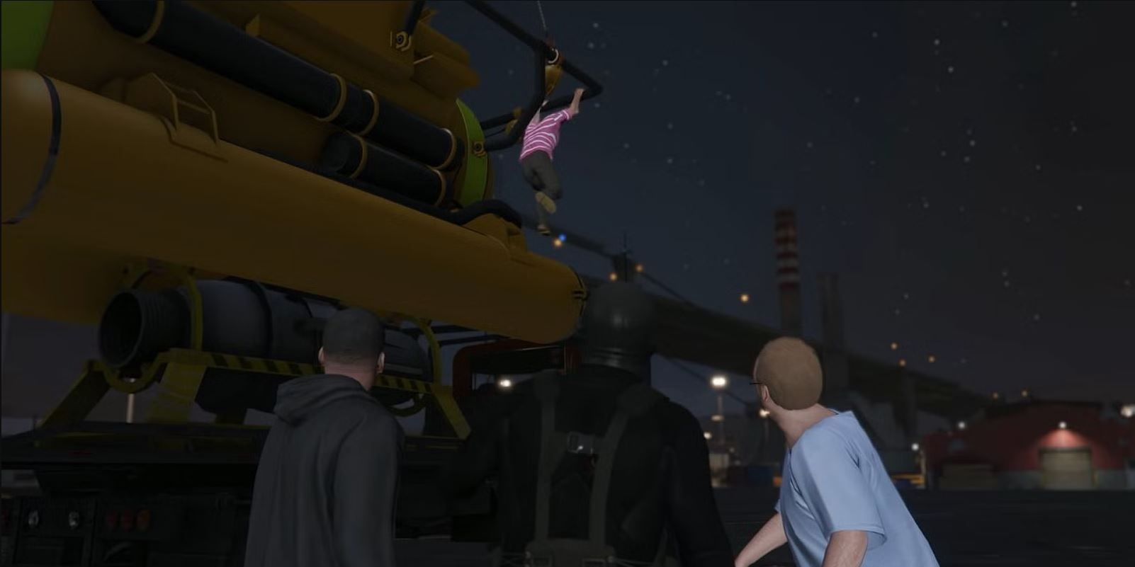 Franklin, Michael, and Lester looking up a Trevor, who is hanging from a submarine in GTA 5