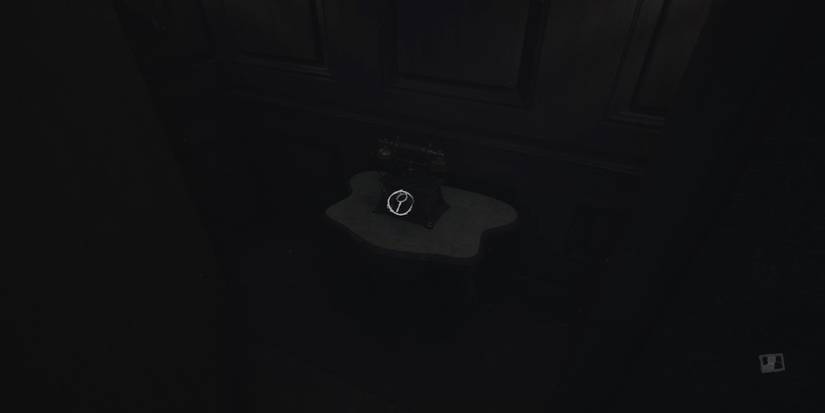 layers of fear - bookcase climb - hidden phone