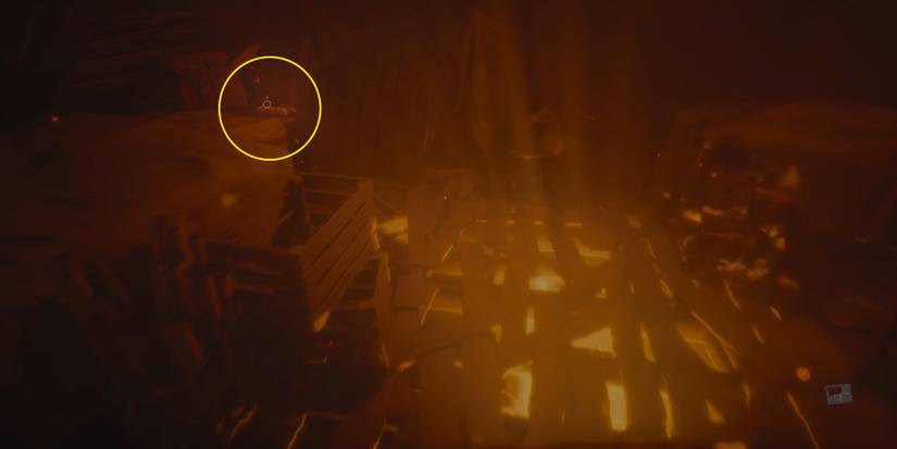 layers of fear - lantern - second candle