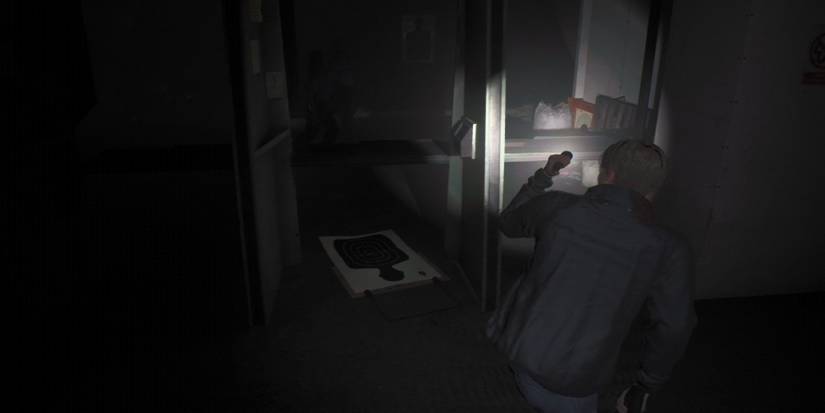 re2 - diamon key - first door zombies