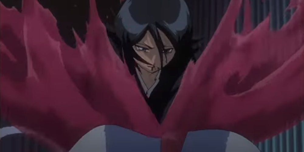 A grievously injured Rukia kills the Noveno Espada Aaroniero in the Bleach anime