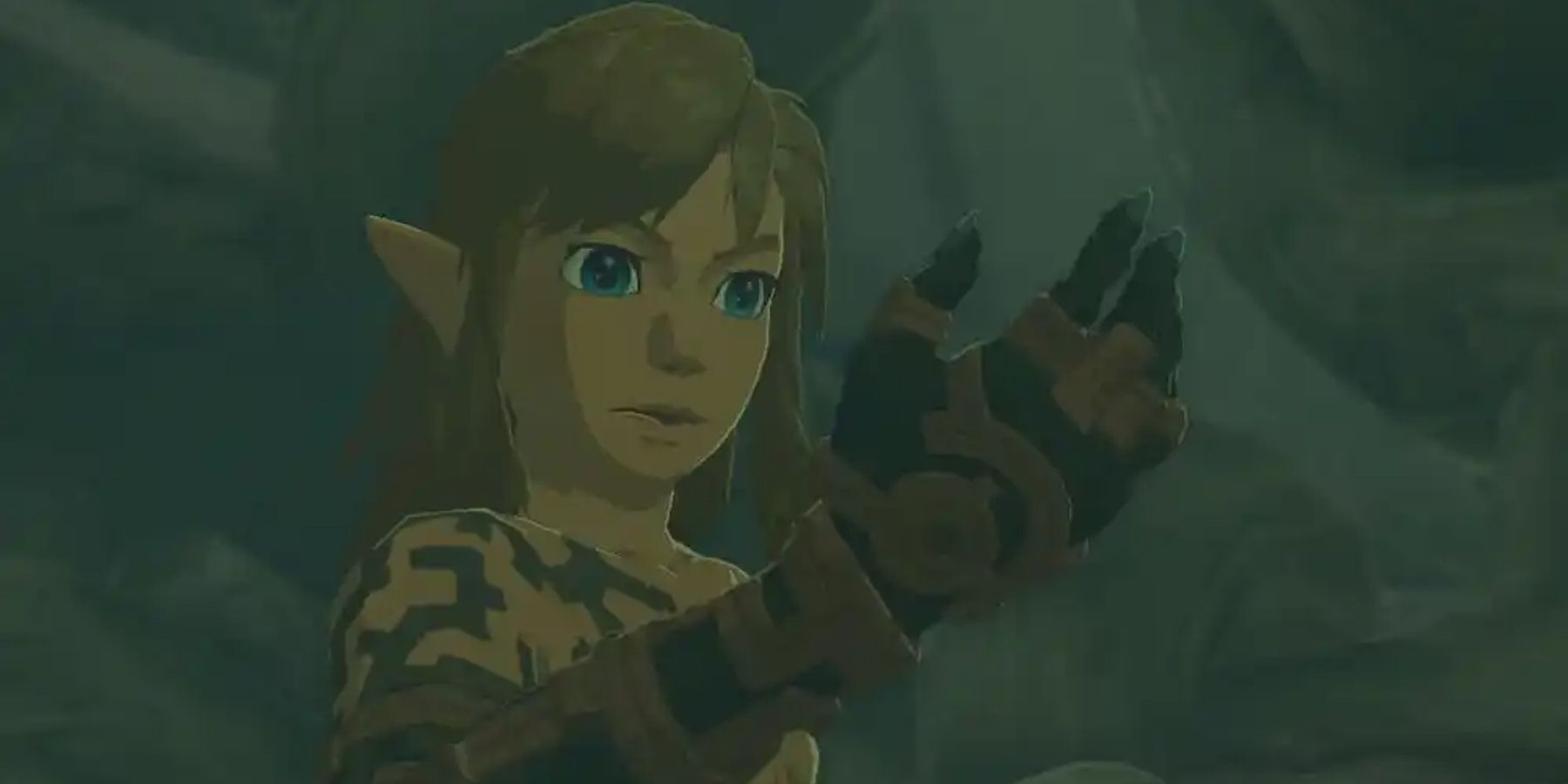 Zelda: Tears Of The Kingdom statue shows off Link's weird new arm