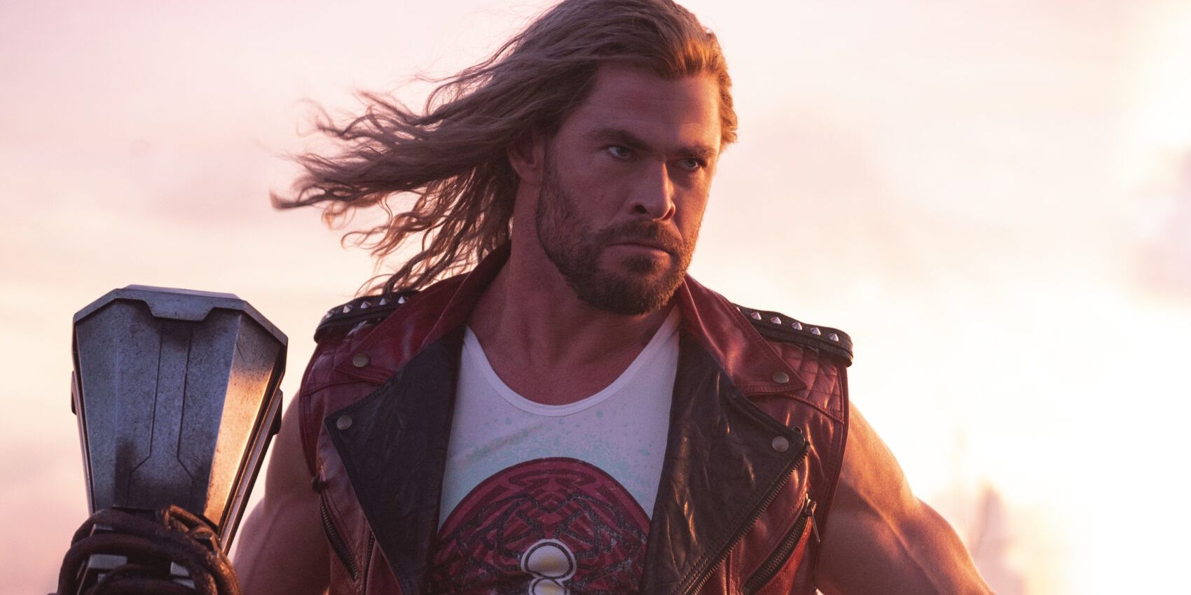 Thor prepares for battle in Thor Love and Thunder