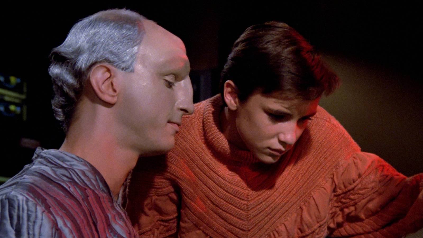 traveler-star-trek Cropped